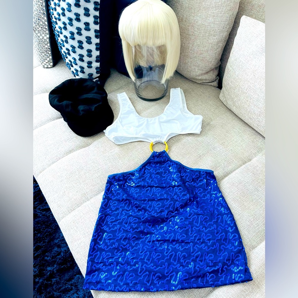 Pretty Woman Costume. Dress, Wig and Hat
